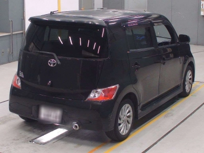 TOYOTA BB