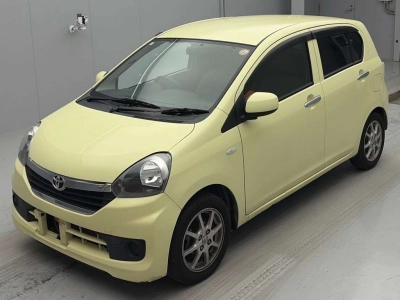 TOYOTA PIXIS EPOCH