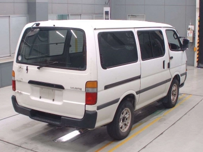 TOYOTA HIACE VAN
