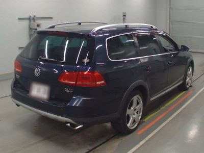 VOLKSWAGEN PASSAT ALLTRACK