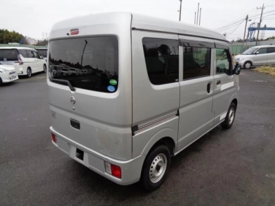 NISSAN NV100 CLIPPER