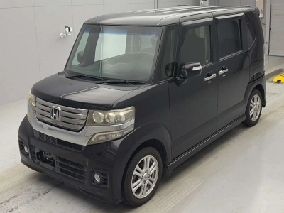 HONDA N BOX CUSTOM