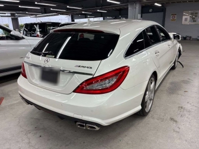 MERCEDES BENZ CLS SHOOTING BRAKE
