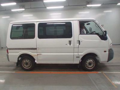 MAZDA BONGO VAN