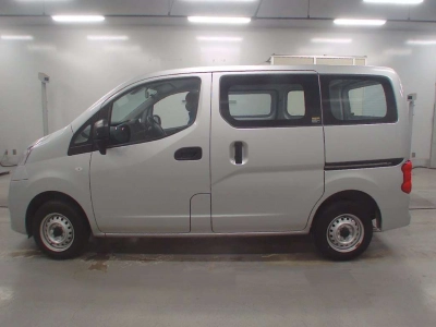 NISSAN NV200 VANETTE VAN
