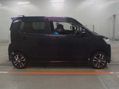 SUZUKI WAGON R STINGRAY