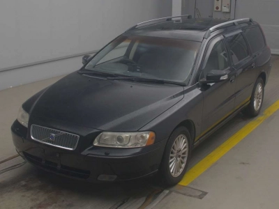 VOLVO V70