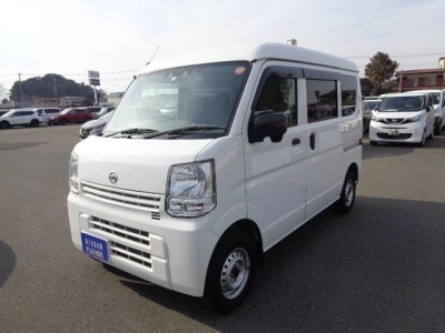 NISSAN CLIPPER VAN