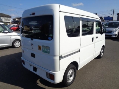 NISSAN CLIPPER VAN