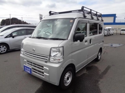 NISSAN CLIPPER VAN
