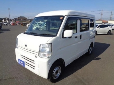NISSAN CLIPPER VAN