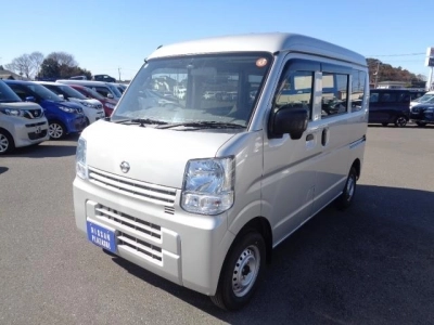 NISSAN CLIPPER VAN