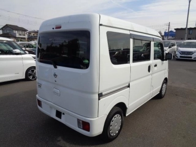 NISSAN CLIPPER VAN