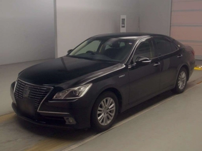 TOYOTA CROWN HYBRID
