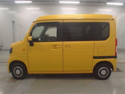 HONDA N-VAN