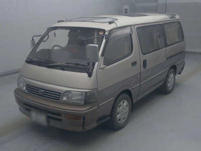 TOYOTA HIACE WAGON