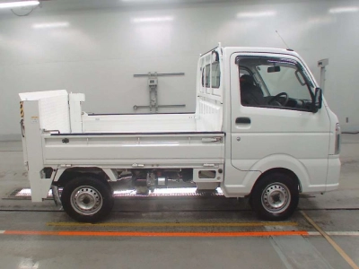 NISSAN NT100 CLIPPER