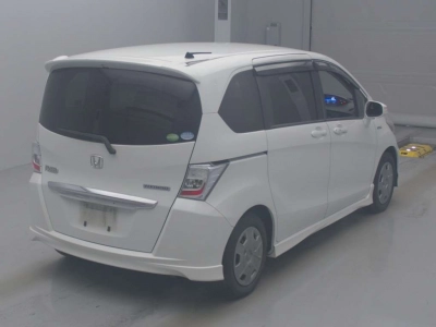 HONDA FREED HYBRID