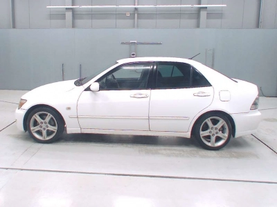 TOYOTA ALTEZZA