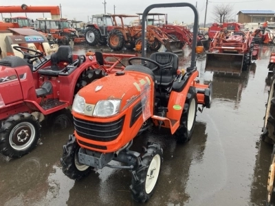 KUBOTA KUBOTA