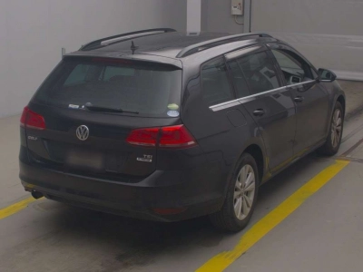 VOLKSWAGEN GOLF VARIANT