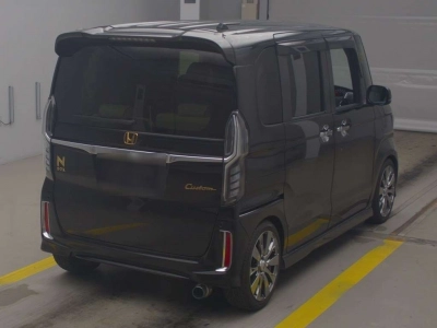 HONDA N BOX CUSTOM