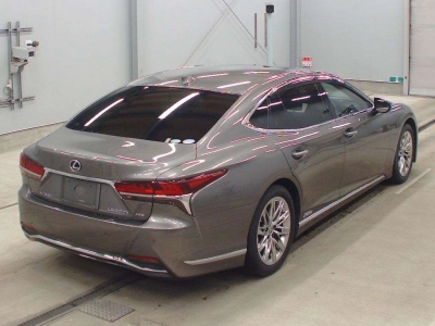 LEXUS LS