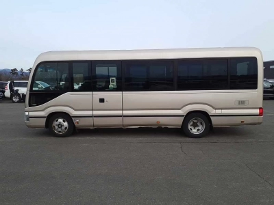 TOYOTA COASTER