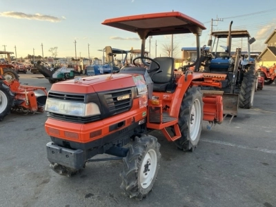 KUBOTA KUBOTA