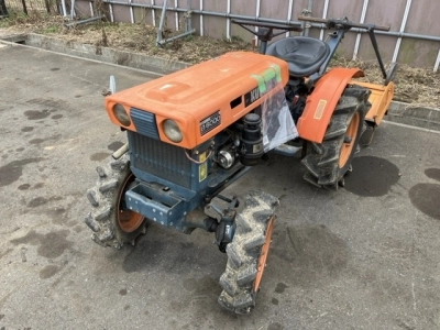 KUBOTA KUBOTA