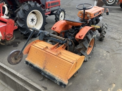 KUBOTA KUBOTA