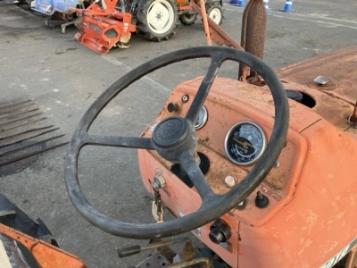 KUBOTA KUBOTA