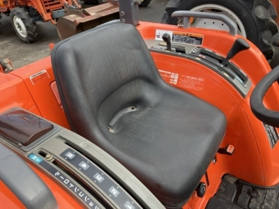 KUBOTA KUBOTA