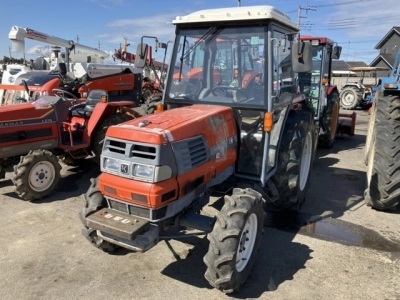 KUBOTA KUBOTA