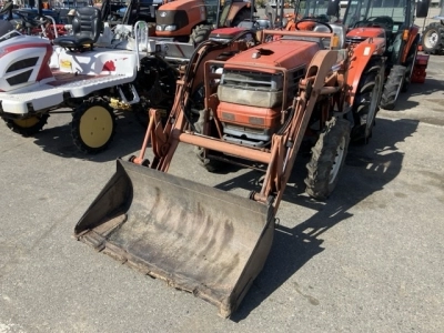 KUBOTA KUBOTA