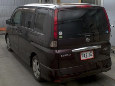 NISSAN SERENA