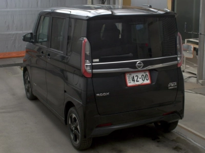 NISSAN ROOX
