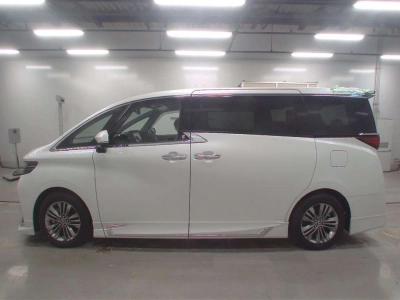 TOYOTA ALPHARD HYBRID