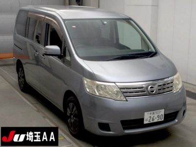 NISSAN SERENA