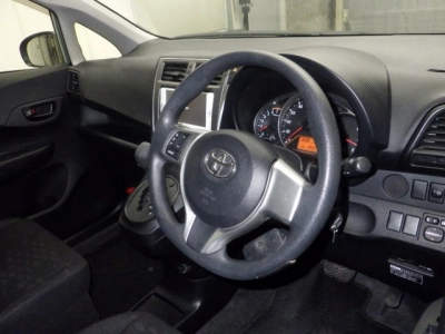 TOYOTA RACTIS