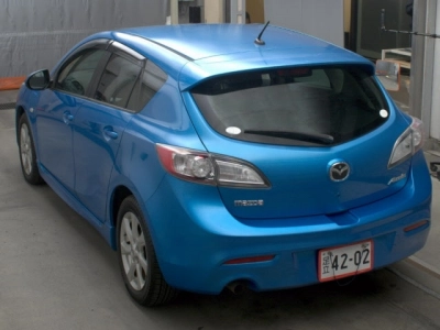 MAZDA AXELA SPORT