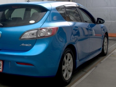 MAZDA AXELA SPORT