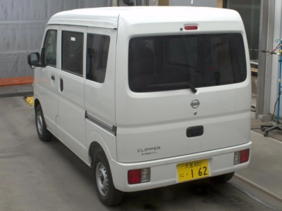 NISSAN NV100 CLIPPER