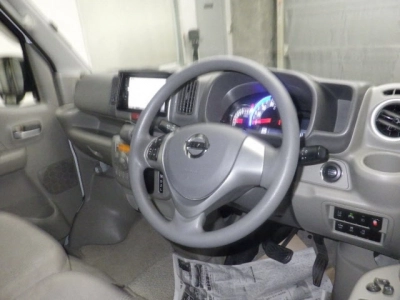 NISSAN NV100 CLIPPER RIO