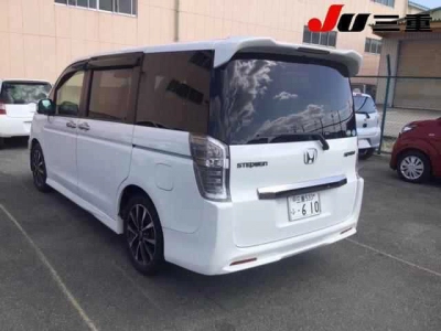 HONDA STEPWGN SPADA