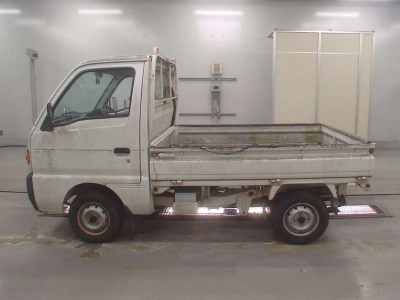SUZUKI CARRY TRUCK