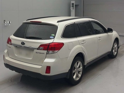 SUBARU OUTBACK