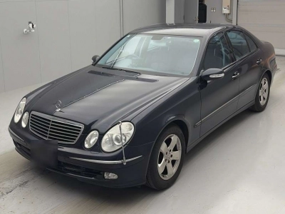 MERCEDES BENZ E CLASS