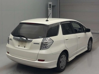 HONDA FIT SHUTTLE HYBRID