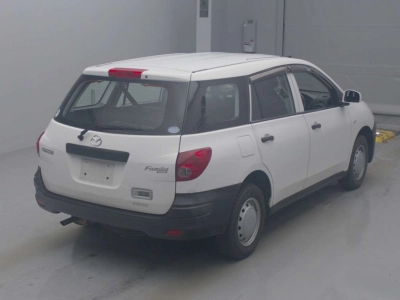MAZDA FAMILIA VAN
